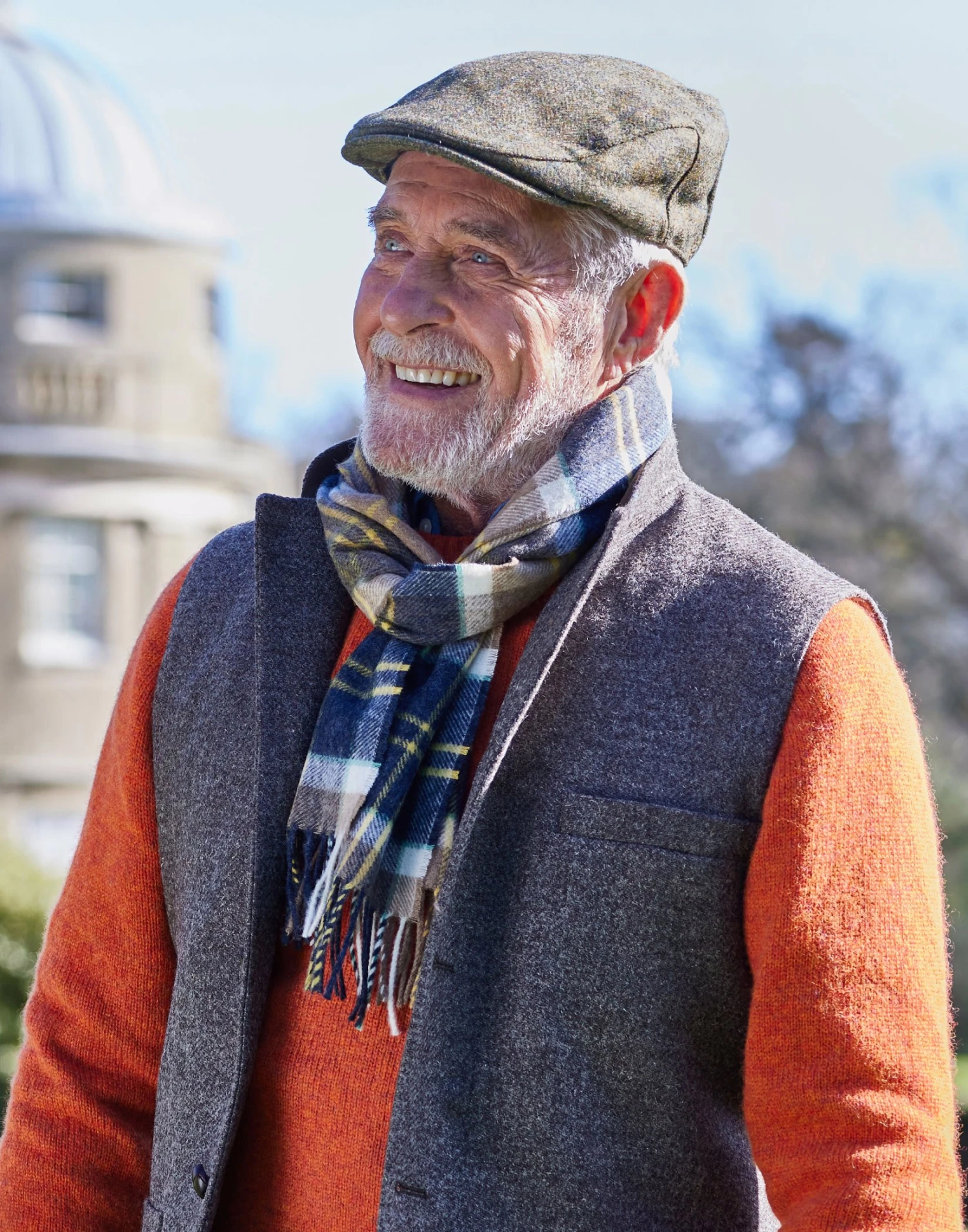 British Tweed Flat Cap - Olive/Navy 4 British Tweed Flat Cap - Olive/Navy - Image 2